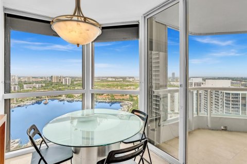 Купить кондоминиум в Авентура, Флорида 3 спальни, 173.73м2, № 1925437 - фото 15