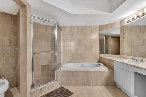 Купить кондоминиум в Авентура, Флорида 3 спальни, 173.73м2, № 1925437 - фото 25