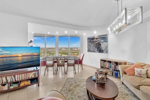 Купить кондоминиум в Авентура, Флорида 3 спальни, 173.73м2, № 1925437 - фото 7