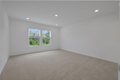House in Orange Park, Florida 3 bedrooms, 158.96 sq.m. № 2099649 - photo 25