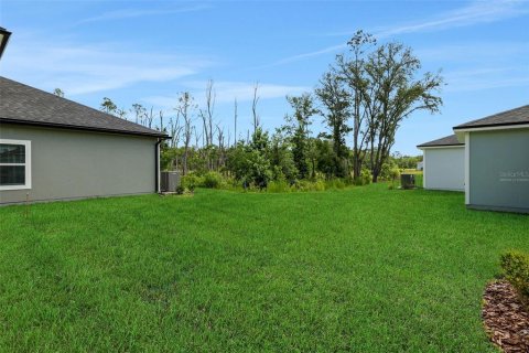 House in Orange Park, Florida 3 bedrooms, 158.96 sq.m. № 2099649 - photo 5