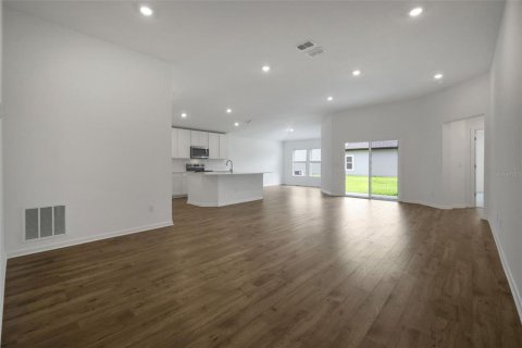 House in Orange Park, Florida 3 bedrooms, 158.96 sq.m. № 2099649 - photo 30
