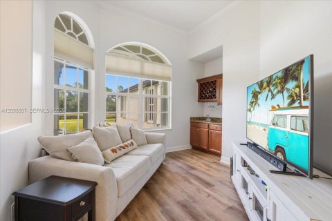Villa ou maison à vendre à Fellsmere, Floride: 4 chambres, 236.16 m2 № 2388490 - photo 10