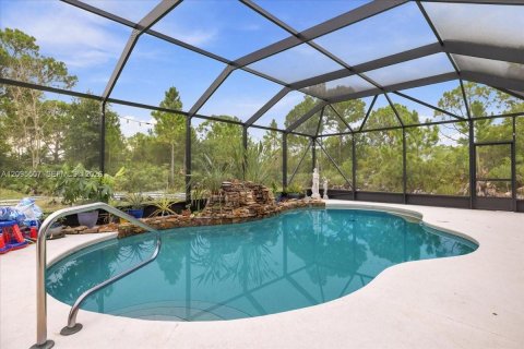 Villa ou maison à vendre à Fellsmere, Floride: 4 chambres, 236.16 m2 № 2388490 - photo 24