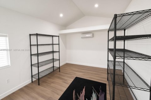 Villa ou maison à vendre à Fellsmere, Floride: 4 chambres, 236.16 m2 № 2388490 - photo 29