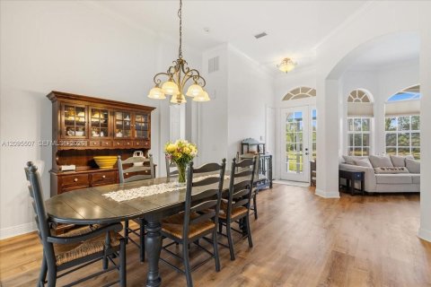 Villa ou maison à vendre à Fellsmere, Floride: 4 chambres, 236.16 m2 № 2388490 - photo 8