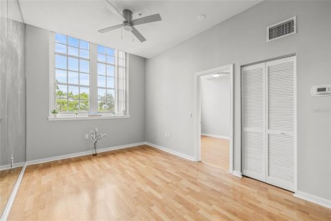 Condominio en venta en Saint Petersburg, Florida, 2 dormitorios, 66.43 m2 № 1839053 - foto 20