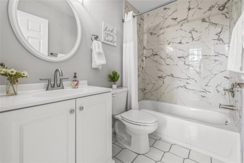 Condominio en venta en Saint Petersburg, Florida, 2 dormitorios, 66.43 m2 № 1839053 - foto 27