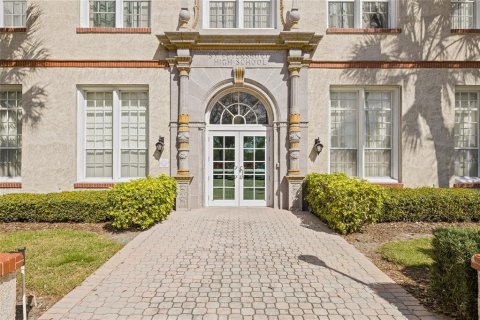 Condominio en venta en Saint Petersburg, Florida, 2 dormitorios, 66.43 m2 № 1839053 - foto 3