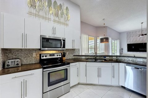Villa ou maison à vendre à Davenport, Floride: 5 chambres, 199.93 m2 № 2147748 - photo 15