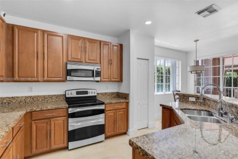 Villa ou maison à vendre à Homestead, Floride: 3 chambres, 245.35 m2 № 2068226 - photo 7