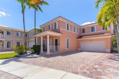 Villa ou maison à vendre à Homestead, Floride: 3 chambres, 245.35 m2 № 2068226 - photo 2