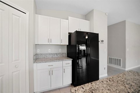 House in Riverview, Florida 4 bedrooms, 179.77 sq.m. № 1828628 - photo 22