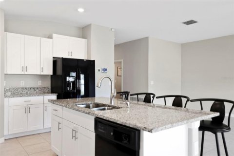 House in Riverview, Florida 4 bedrooms, 179.77 sq.m. № 1828628 - photo 21