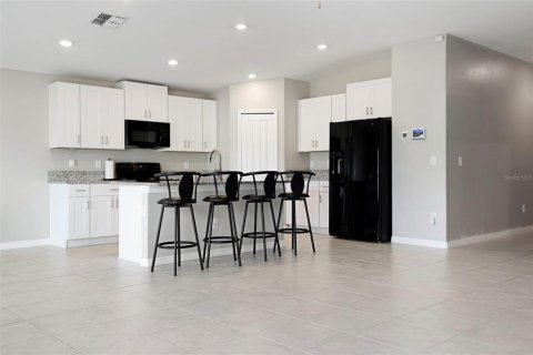 House in Riverview, Florida 4 bedrooms, 179.77 sq.m. № 1828628 - photo 17
