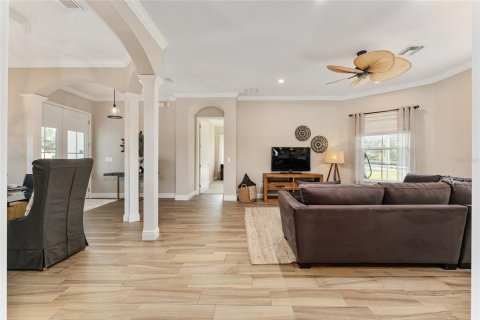 Villa ou maison à louer à Lady Lake, Floride: 3 chambres, 189.24 m2 № 1817253 - photo 12