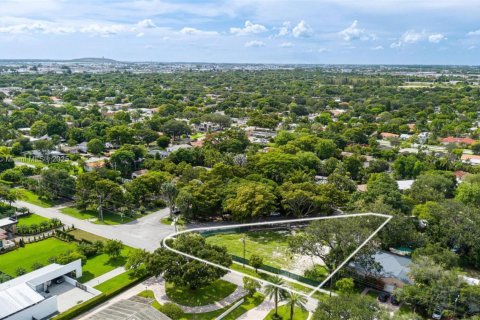 Terreno en venta en Miami Springs, Florida № 1849263 - foto 10