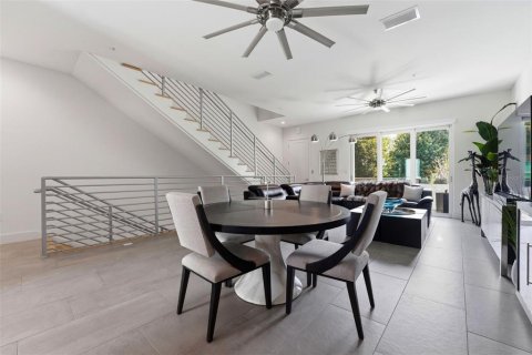 Touwnhouse à vendre à Sarasota, Floride: 3 chambres, 213.68 m2 № 2142298 - photo 14