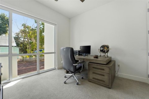 Touwnhouse à vendre à Sarasota, Floride: 3 chambres, 213.68 m2 № 2142298 - photo 5