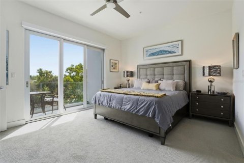 Touwnhouse à vendre à Sarasota, Floride: 3 chambres, 213.68 m2 № 2142298 - photo 30