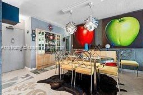 Купить кондоминиум в Халландейл-Бич, Флорида 1 спальня, 80.82м2, № 1752614 - фото 25