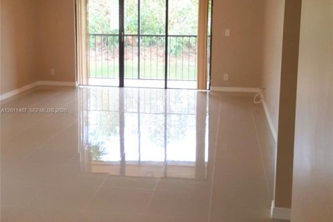 Condo in Weston, Florida, 2 bedrooms  № 2075269 - photo 7