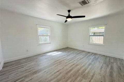 Casa en alquiler en Clearwater, Florida, 3 dormitorios, 138.42 m2 № 1906198 - foto 11