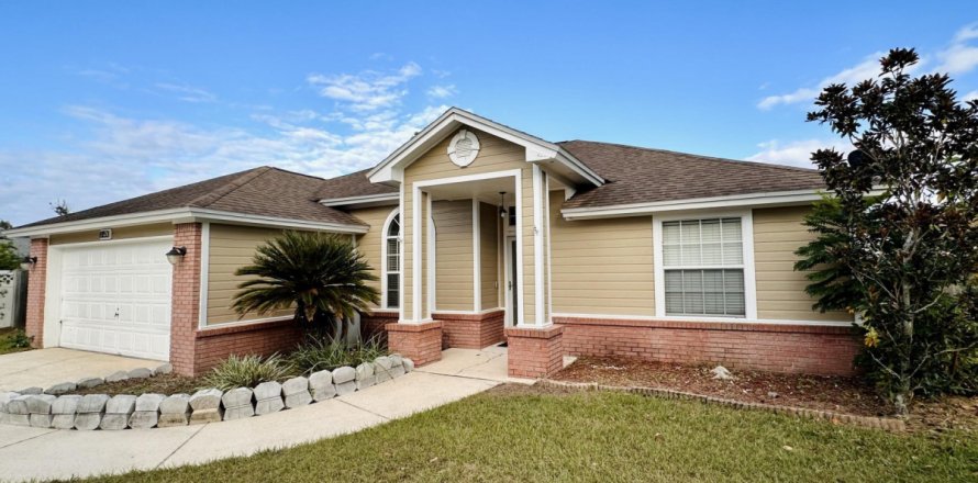 Villa ou maison à Jacksonville, Floride 4 chambres, 146.04 m2 № 809443
