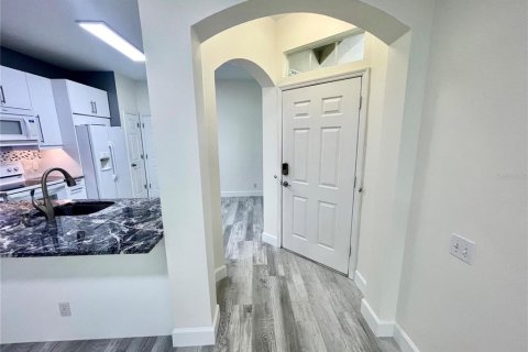Townhouse in Palm Harbor, Florida 2 bedrooms, 153.94 sq.m. № 1835743 - photo 4
