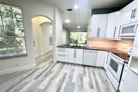 Townhouse in Palm Harbor, Florida 2 bedrooms, 153.94 sq.m. № 1835743 - photo 30