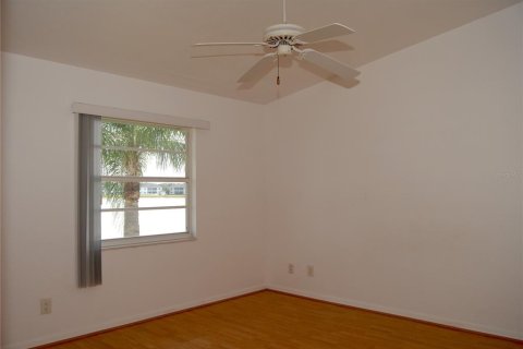 Copropriété à louer à Punta Gorda, Floride: 3 chambres, 117.52 m2 № 2404850 - photo 11
