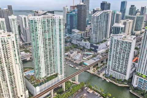 Copropriété à vendre à Miami, Floride: 3 chambres, 212.65 m2 № 1977478 - photo 30