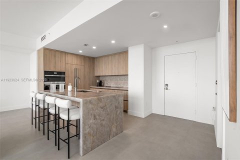 Copropriété à vendre à Miami, Floride: 3 chambres, 212.65 m2 № 1977478 - photo 7