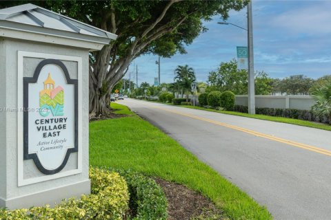 Кондоминиум с 2 спальнями в Дирфилд-Бич, Флорида № 2015055