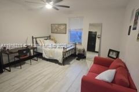 House in Weston, Florida 5 bedrooms, 345.13 sq.m. № 1972267 - photo 11