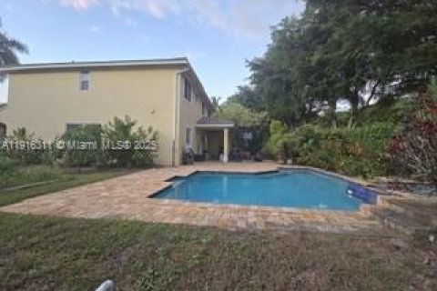 House in Weston, Florida 5 bedrooms, 345.13 sq.m. № 1972267 - photo 18
