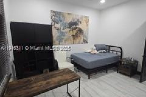 House in Weston, Florida 5 bedrooms, 345.13 sq.m. № 1972267 - photo 14