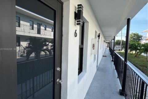 Appartement à louer à Miami, Floride: 1 chambre, 92.9 m2 № 1986403 - photo 17