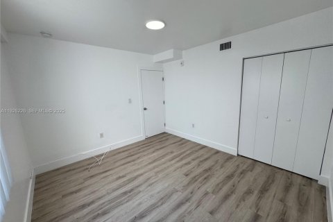 Appartement à louer à Miami, Floride: 1 chambre, 92.9 m2 № 1986403 - photo 14