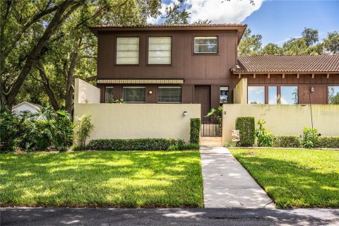 Condominio en venta en Lakeland, Florida, 4 dormitorios, 227.05 m2 № 1307596 - foto 1