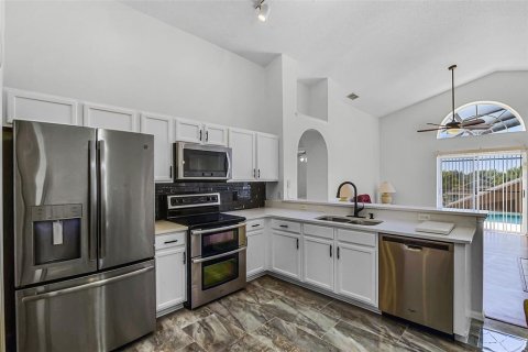 House in Orlando, Florida 3 bedrooms, 171.96 sq.m. № 1631744 - photo 16