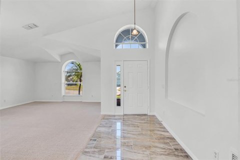 House in Orlando, Florida 3 bedrooms, 171.96 sq.m. № 1631744 - photo 5