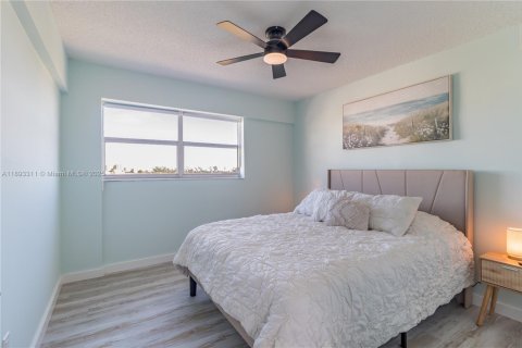 Copropriété à vendre à Miami Beach, Floride: 2 chambres, 81.57 m2 № 1945263 - photo 6