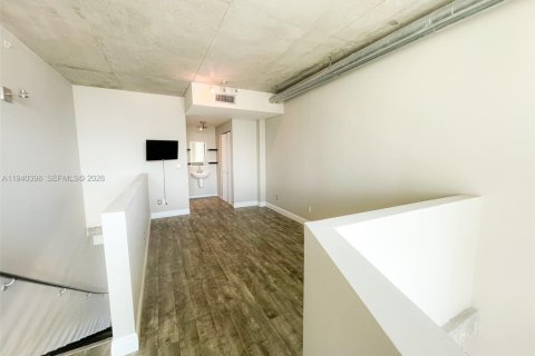 Copropriété à louer à Miami, Floride: 73.86 m2 № 1998288 - photo 11