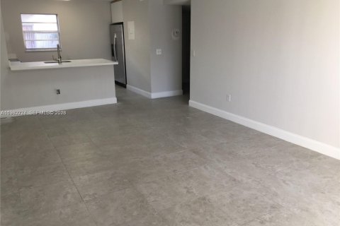 Copropriété à louer à Miami, Floride: 1 chambre, 66.43 m2 № 2049257 - photo 8