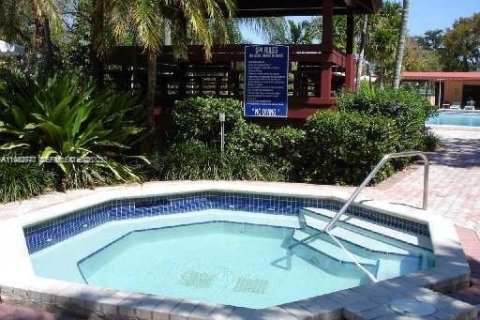 Copropriété à louer à Miami, Floride: 1 chambre, 66.43 m2 № 2049257 - photo 19