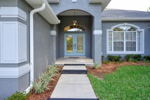 House in Ocala, Florida 3 bedrooms, 215.35 sq.m. № 2280054