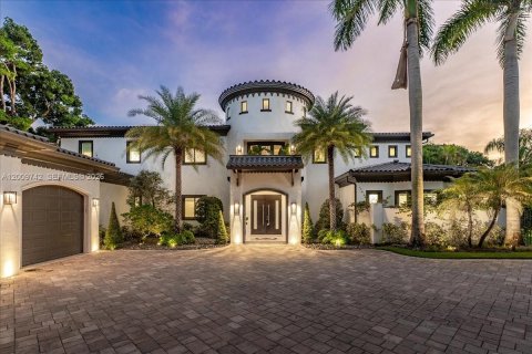 Villa ou maison à Pinecrest, Floride 7 chambres, 794.41 m2 № 2090988