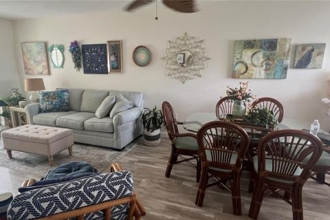 Copropriété à vendre à Bradenton, Floride: 2 chambres, 69.12 m2 № 1902132 - photo 10