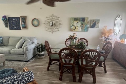 Copropriété à vendre à Bradenton, Floride: 2 chambres, 69.12 m2 № 1902132 - photo 9